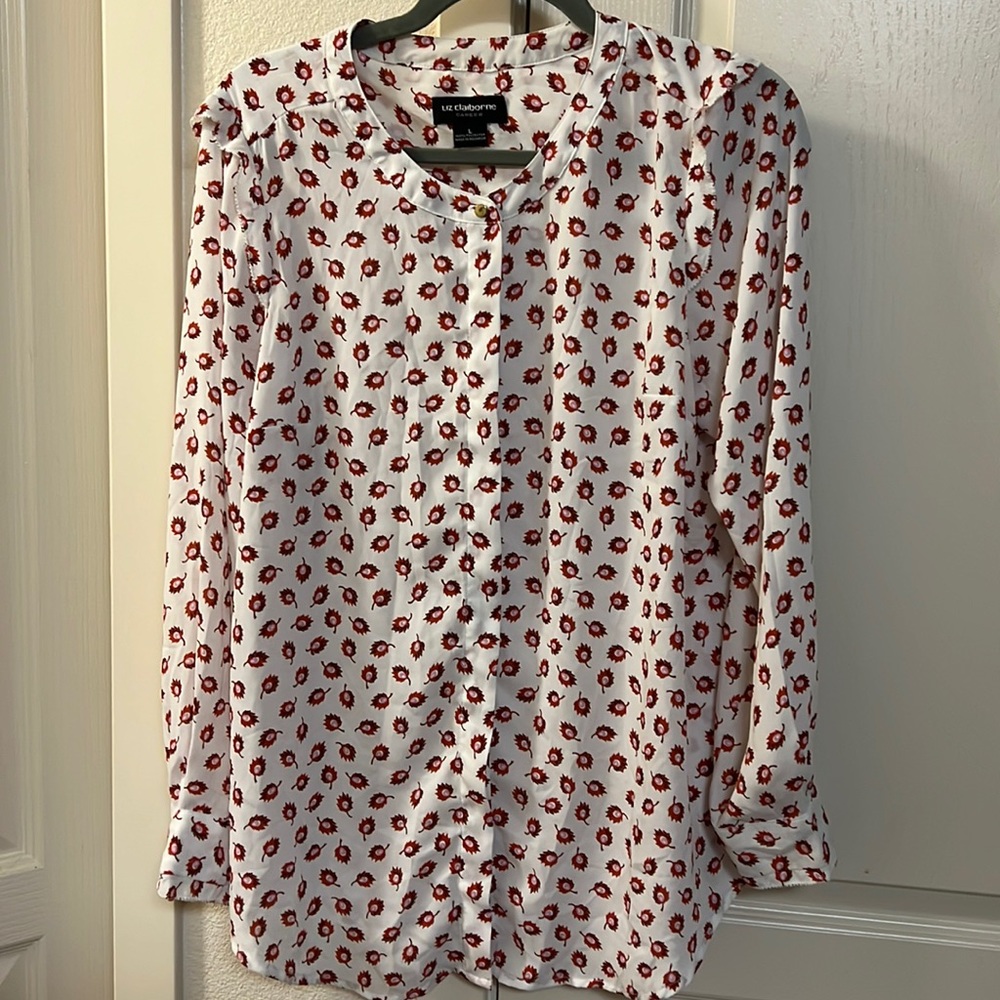 Liz Claiborne Fall Print button up blouse with ruffle detailing